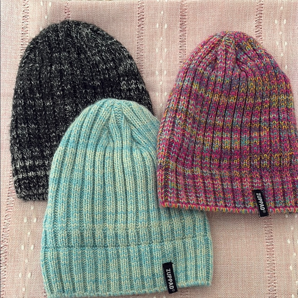 3 Zuppad baby beanies